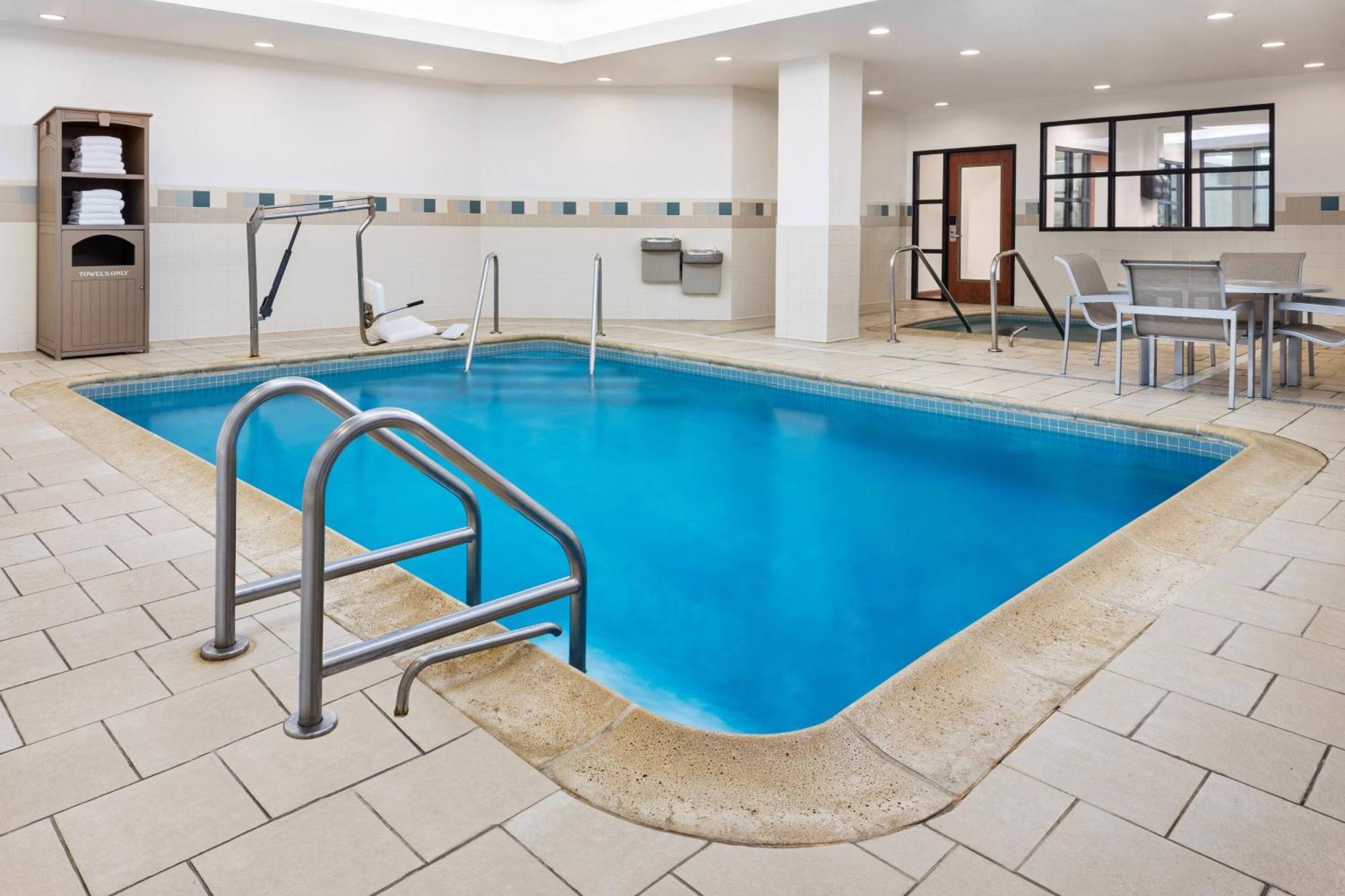 Hotel Courtyard By Marriott Stamford Downtown Exteriér fotografie